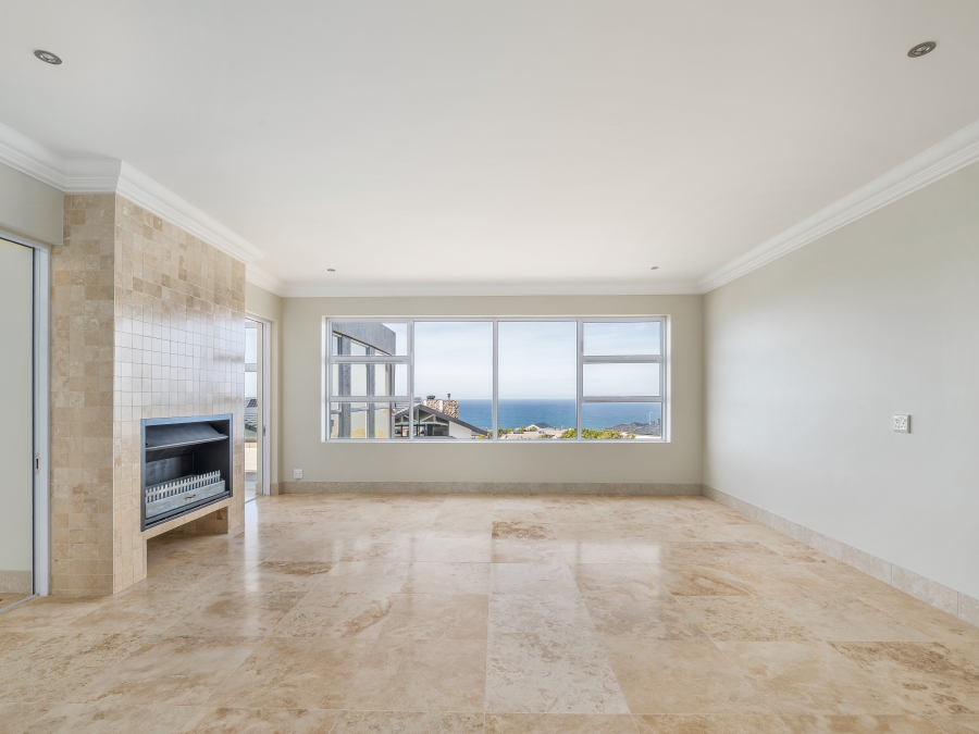 5 Bedroom Property for Sale in Pezula Golf Estate Western Cape